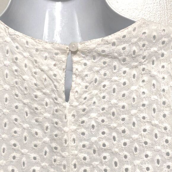 CAT & JACK Eyelet Sleeveless White Girls Summer Tiered Ruffle Dress Medium 7 8 - Picture 8 of 10